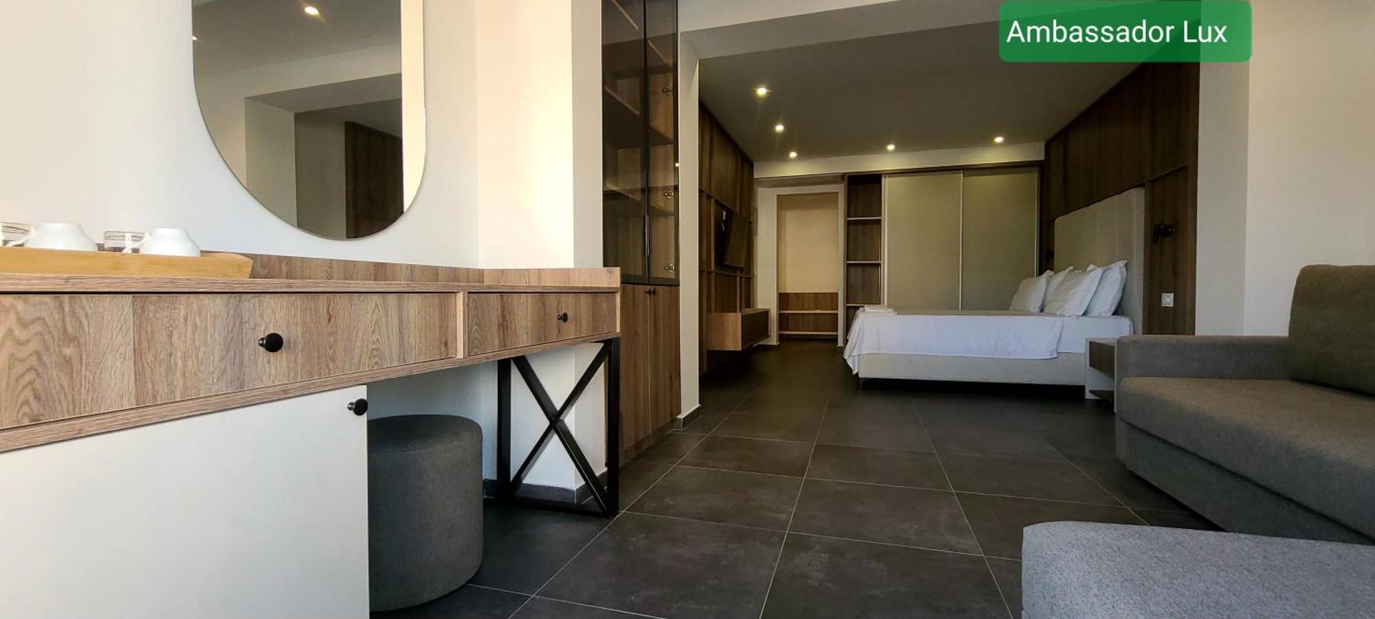 Ambassador & Ambassador Lux Apartments Ulcinj Phòng bức ảnh
