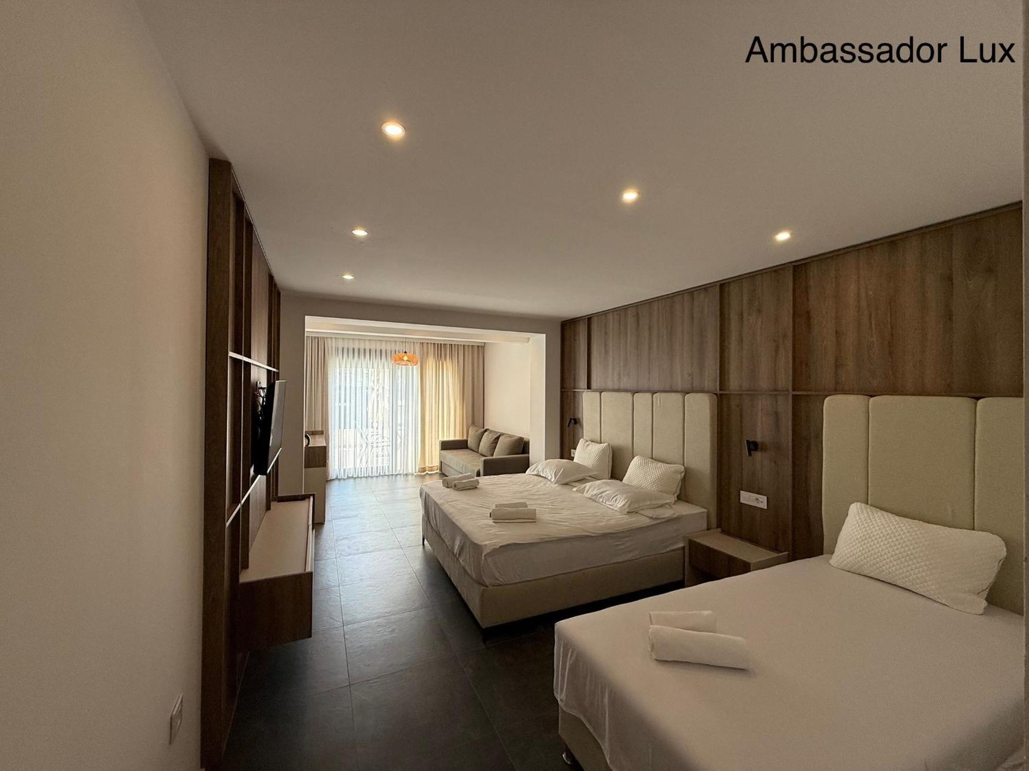 Ambassador & Ambassador Lux Apartments Ulcinj Ngoại thất bức ảnh