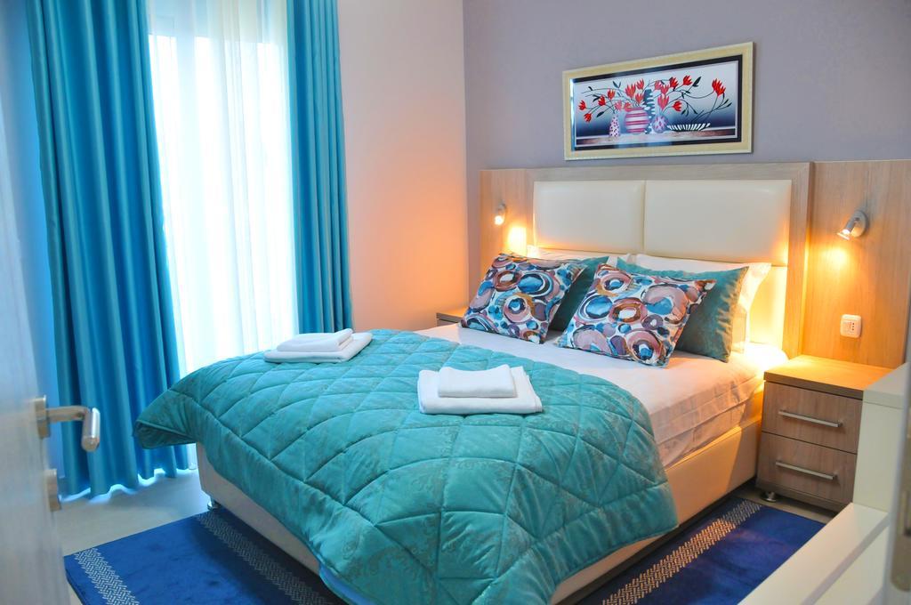 Ambassador & Ambassador Lux Apartments Ulcinj Ngoại thất bức ảnh